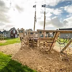 Holiday home Nordseeresort 15 Verhaal Busum